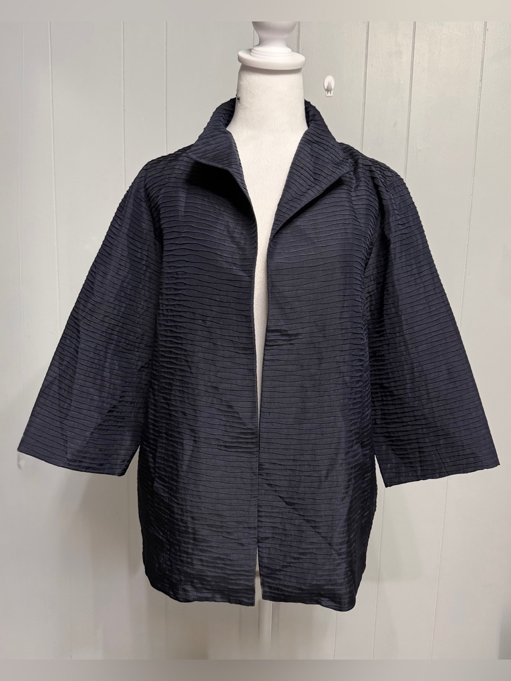 Eileen Fisher Navy-Blue Textured Open-Front Silk Shirt Jacket Like New